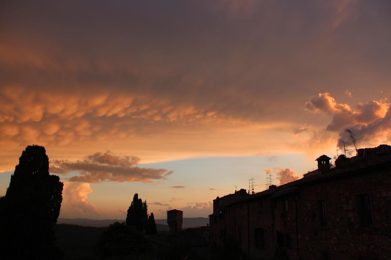 Le Terrazze Del Chianti B&B Residenza D'Epoca E Di Charme San Donato in Poggio Eksteriør billede